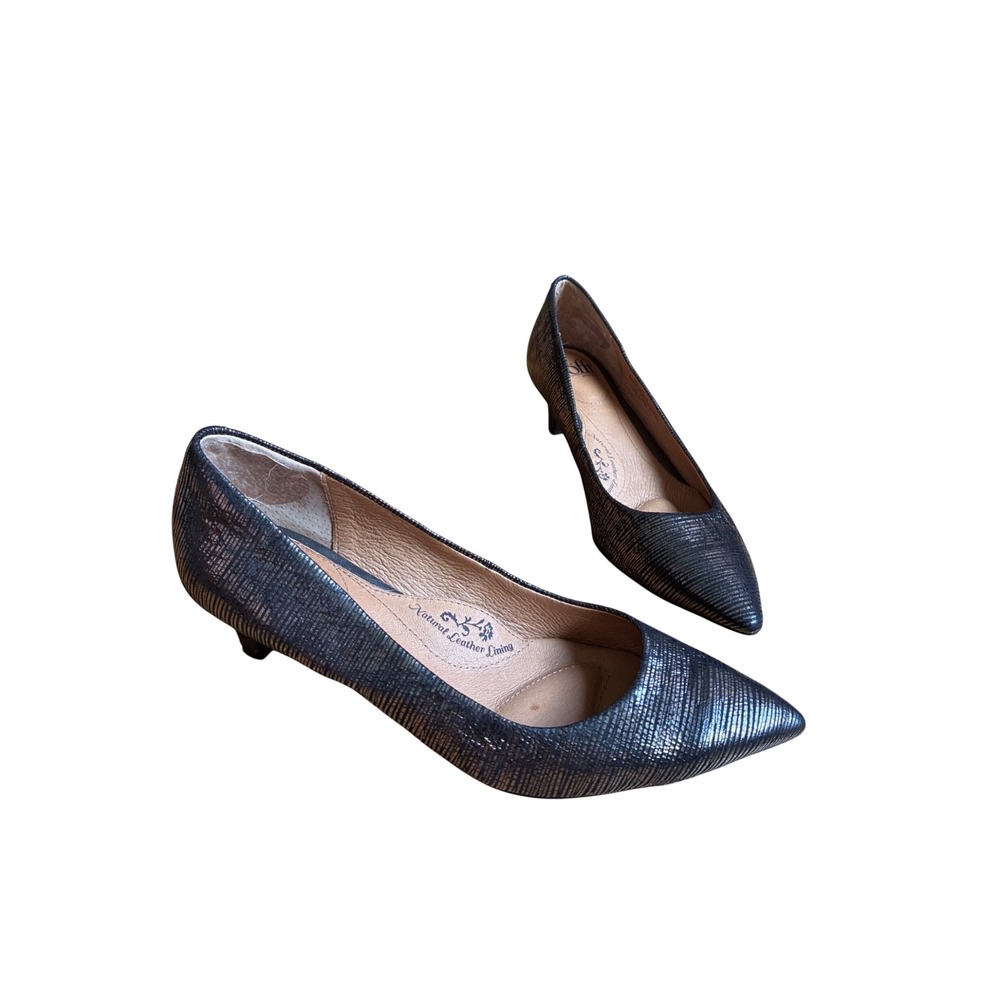 Sofft Metallic Bronze Textured Pointed Toe Kitten Heel Pumps 8.5 Leather Lining